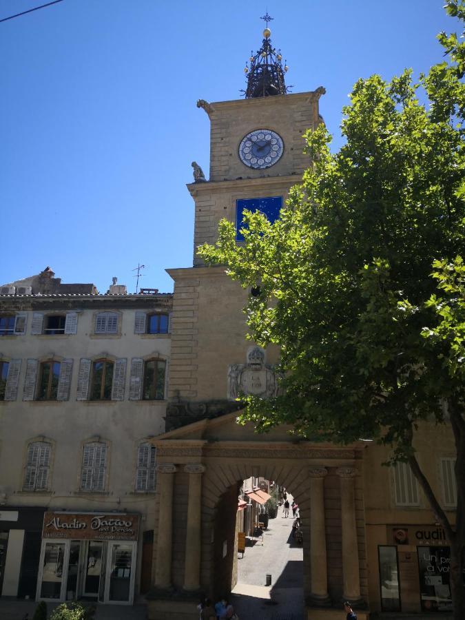 Grand Hotel De La Poste Salon-de-Provence Bagian luar foto